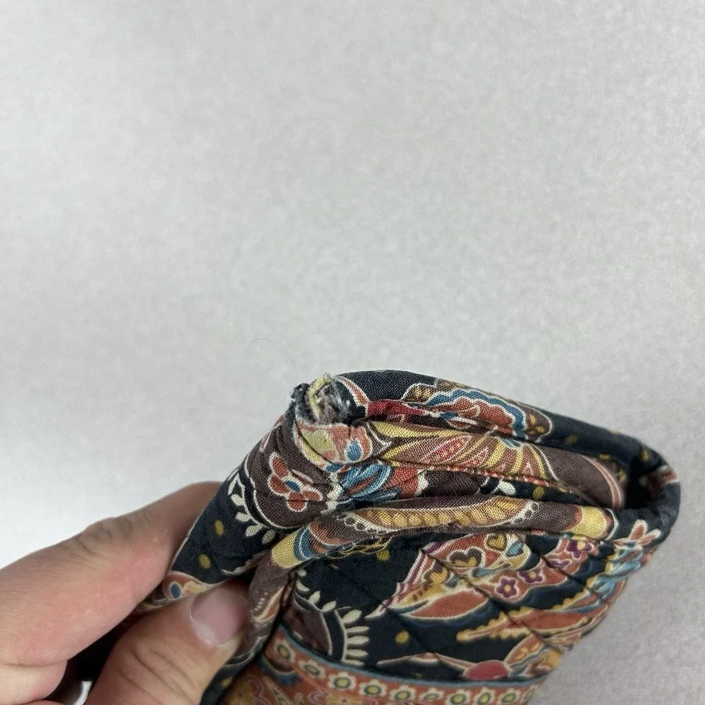 Vera Bradley Retired Pattern Kensingtone Makeup Case‎ Bag